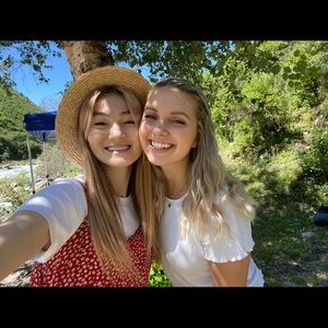 Meet your Posher, Malissa